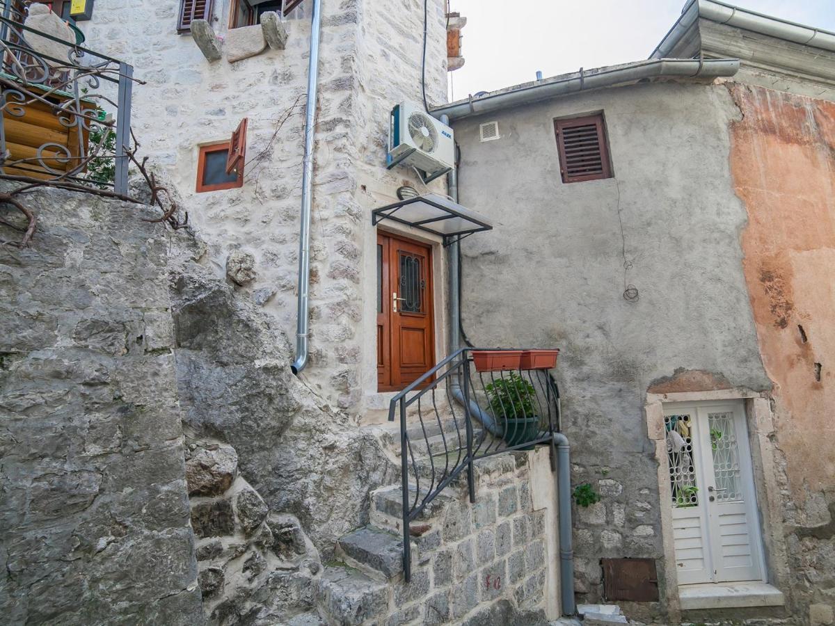 Apartment Alexandra Kotor Zewnętrze zdjęcie