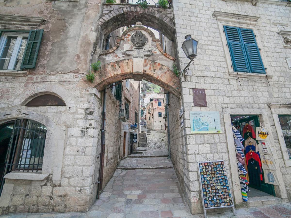 Apartment Alexandra Kotor Zewnętrze zdjęcie